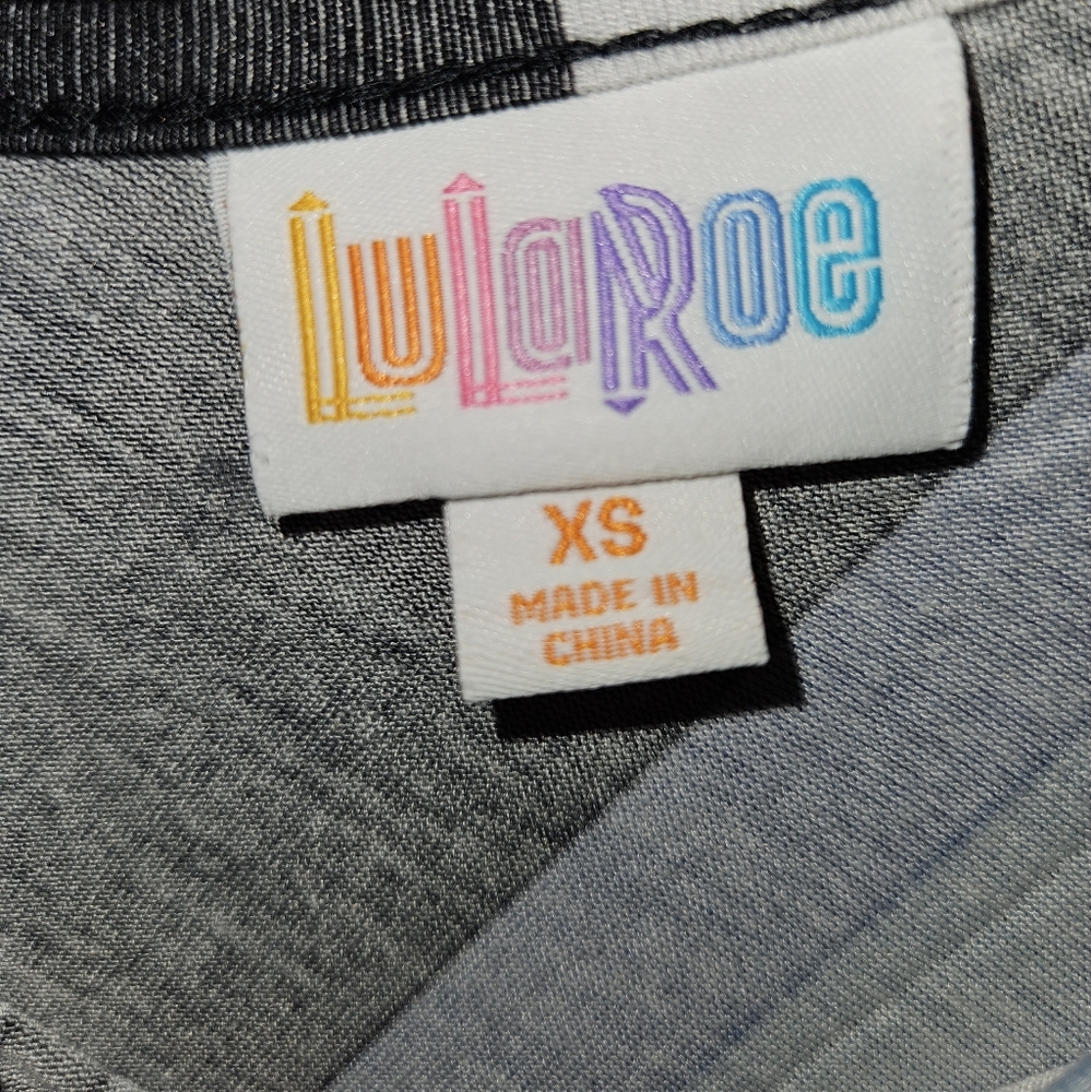 Lularoe - Picture 4 of 4